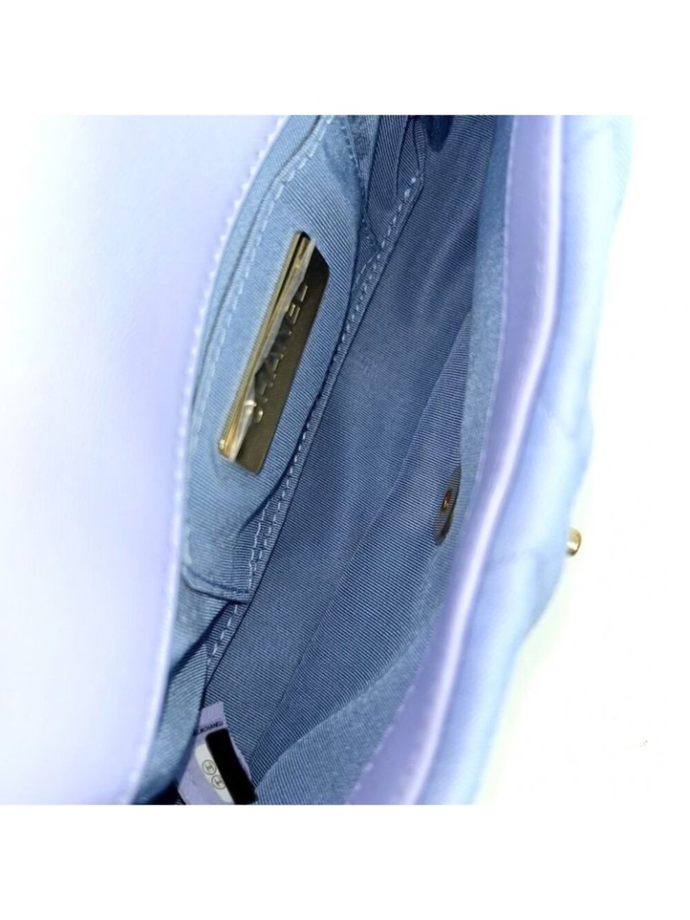 Chanel Waist Bag 19 Pouch Small - Picture 4 of 10